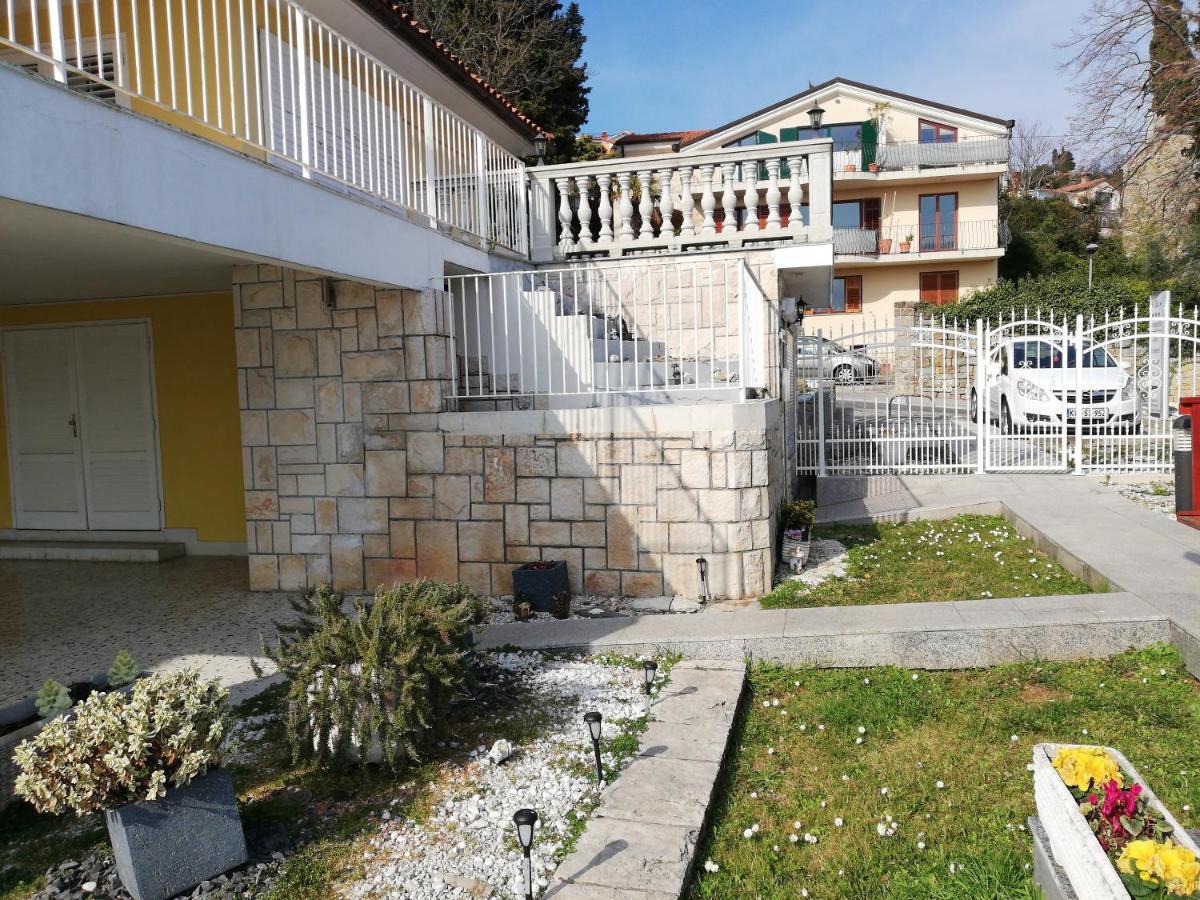 Guest House Vila Luka Portorose Esterno foto
