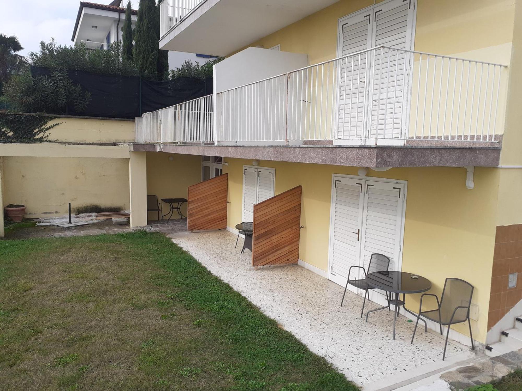 Guest House Vila Luka Portorose Esterno foto