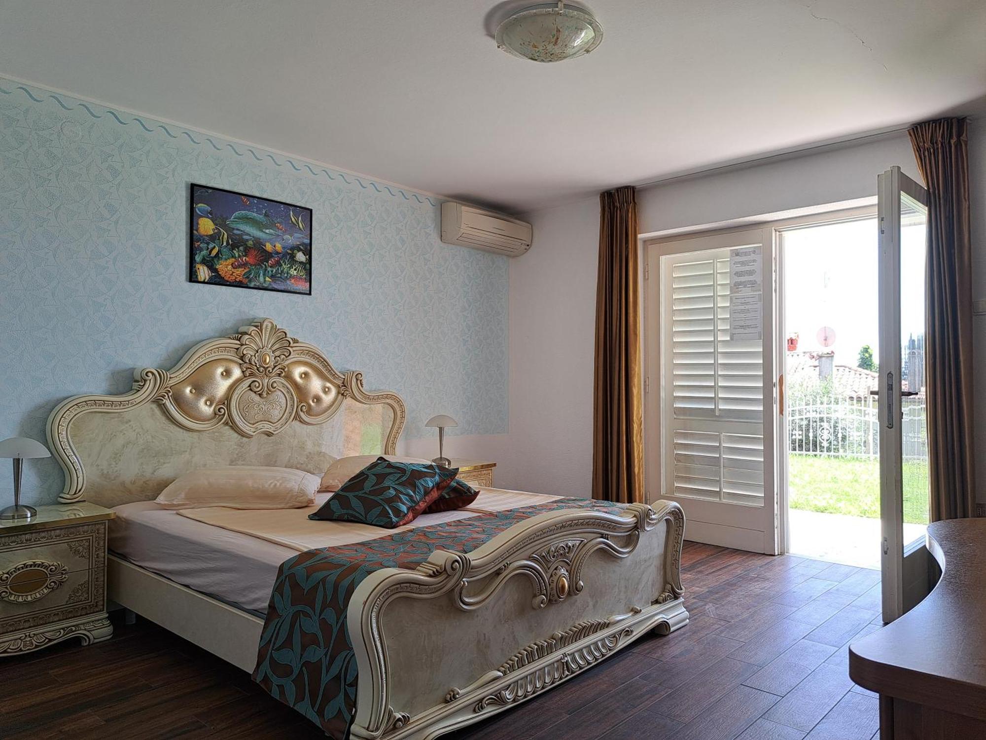 Guest House Vila Luka Portorose Esterno foto